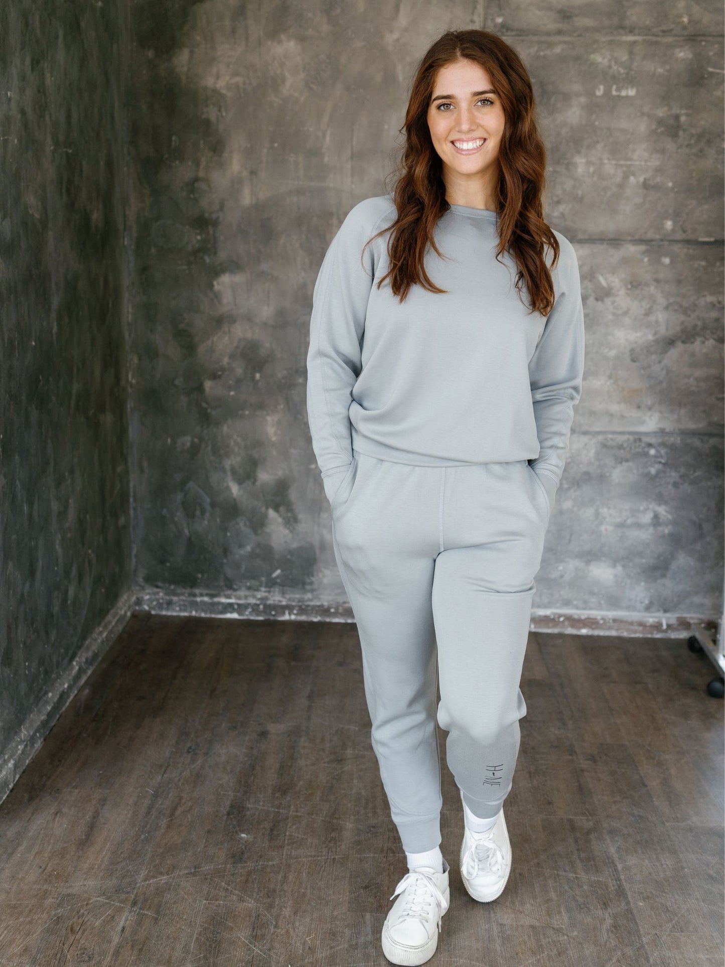 Dix Hills Elevated Crew Neck Pullover & Joggers