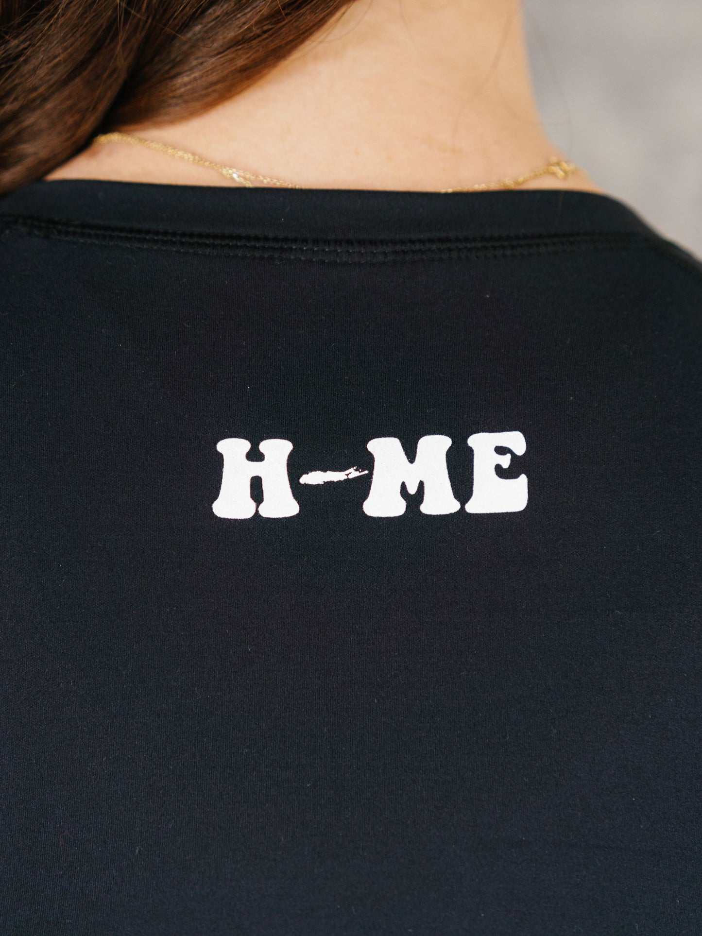 Nesconset Cutout Back Long Sleeve Crop Top
