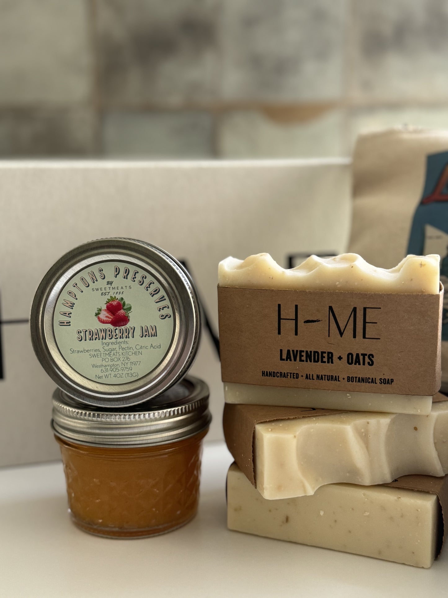 HOME Long Island Deluxe Gift Box