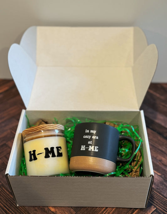 HOME Cozy Era Clay Mug & Hamptons Handpoured Candle Gift Box